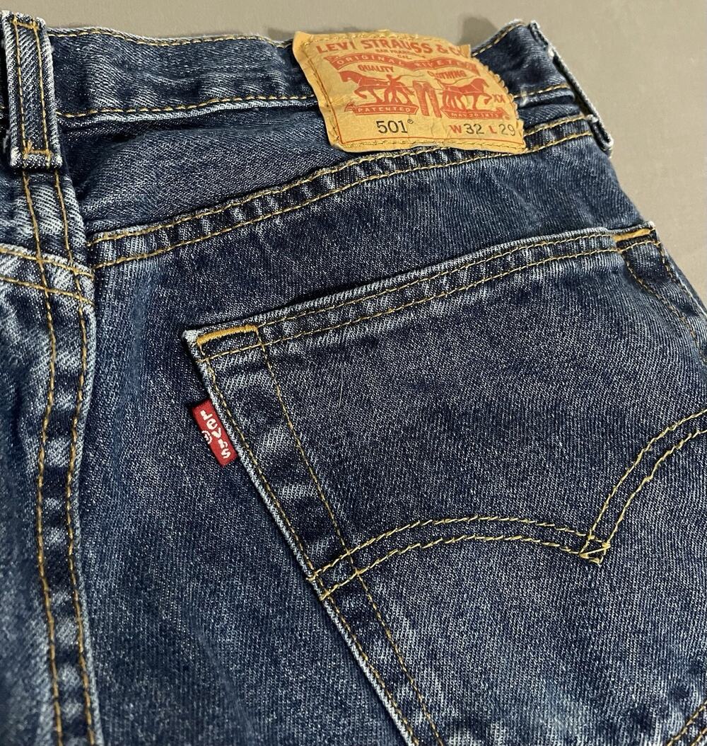 Levi's 501 Jeans Men's 32x29 Medium Blue Straight Leg Great Condition